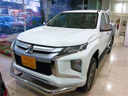 میتسوبیشی L200